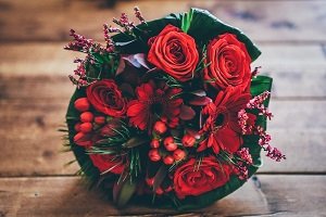 הזמנת זר פרחים רומנטי